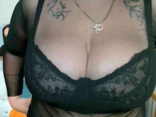 Leilabeayte24 webcam