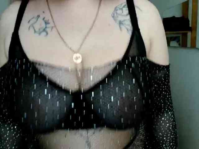 Leilabeayte24 webcam