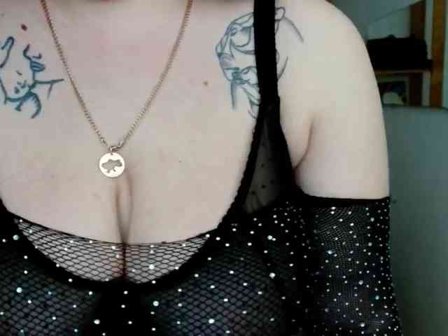 Leilabeayte24 webcam