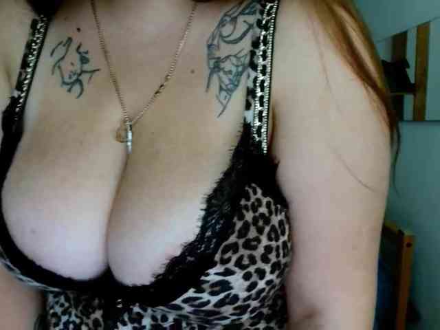 Leilabeayte24 webcam