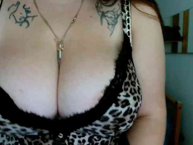 Leilabeayte24 webcam