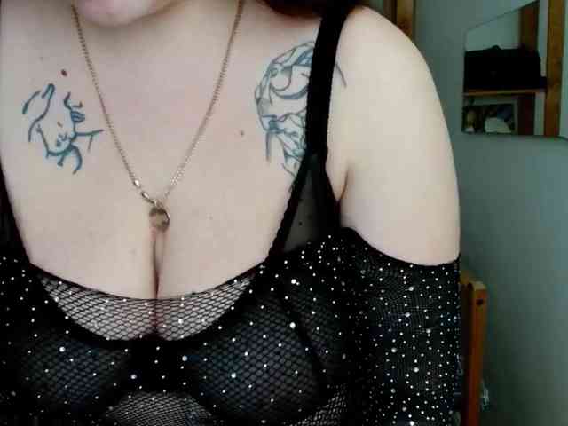 Leilabeayte24 webcam