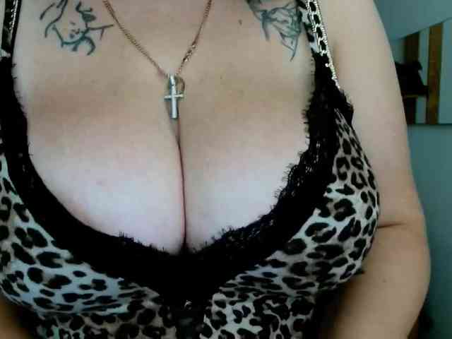 Leilabeayte24 webcam