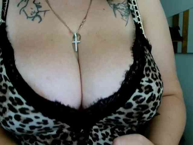 Leilabeayte24 webcam