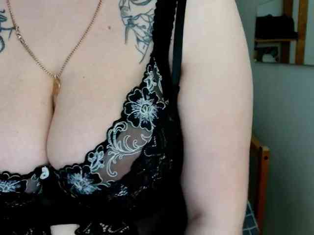 Leilabeayte24 webcam