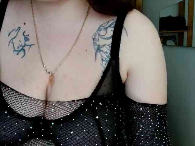 Leilabeayte24 webcam