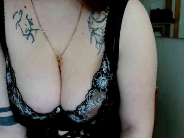 Leilabeayte24 webcam