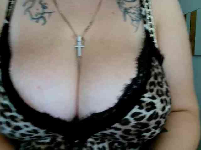 Leilabeayte24 webcam