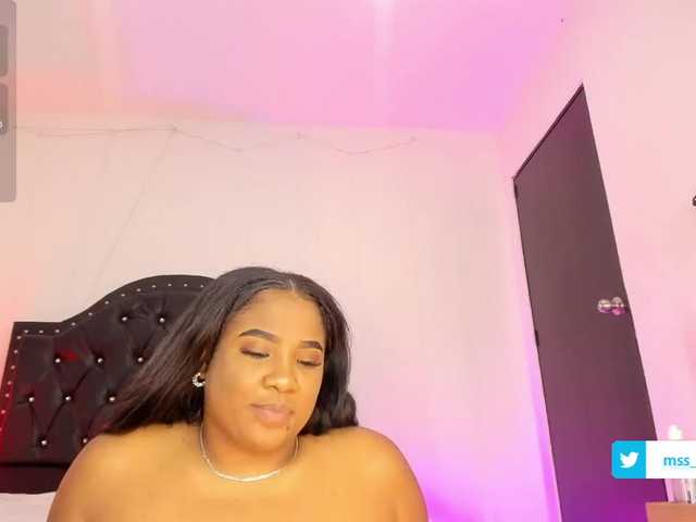 ElsieMorriss live cam on BongaCams