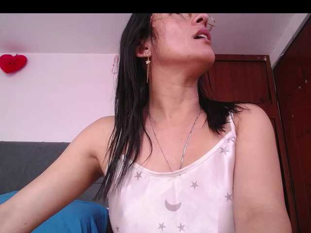 RubyErotic live cam on BongaCams