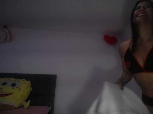 RubyErotic live cam on BongaCams