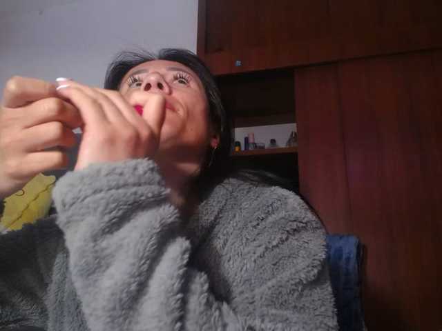 RubyErotic live cam on BongaCams