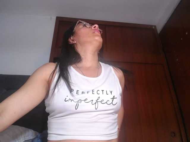 RubyErotic live cam on BongaCams