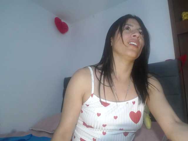 RubyErotic live cam on BongaCams