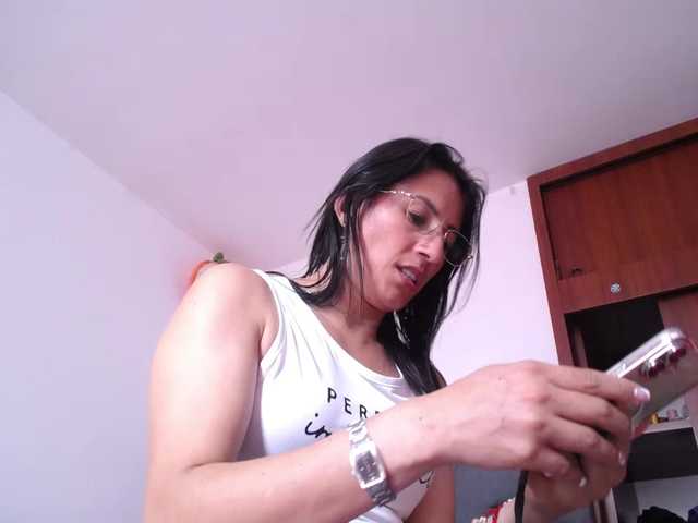 RubyErotic live cam on BongaCams