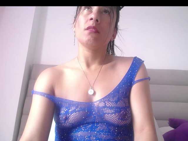 RubyErotic live cam on BongaCams