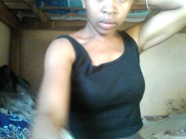 KarlaLuv's BongaCams show and profile