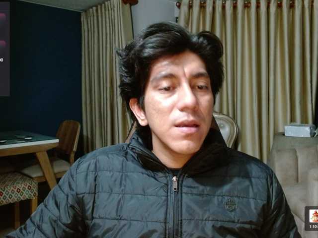 Noah-miller live webcam show