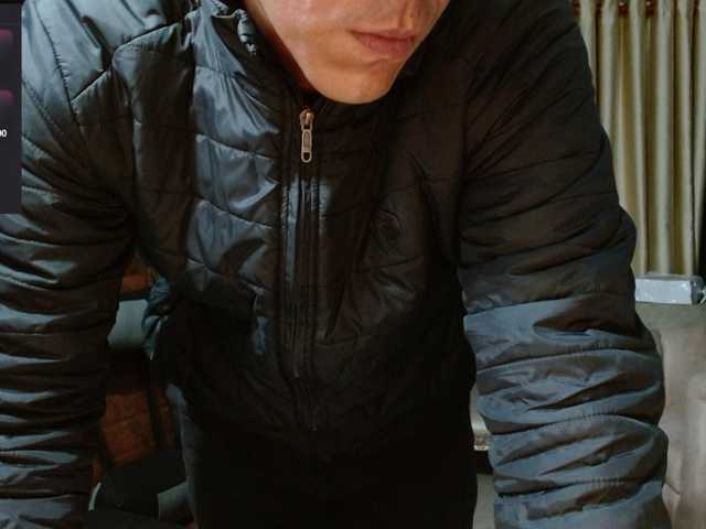 Noah-miller live webcam show