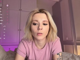 Alicee-teasee Porn Show