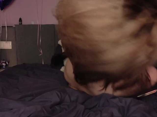 Alicee-teasee's BongaCams show and profile