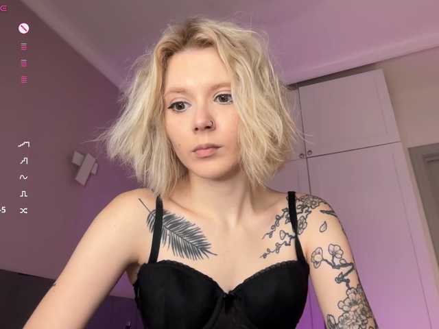Alicee-teasee, en vivo ahora en BongaCams