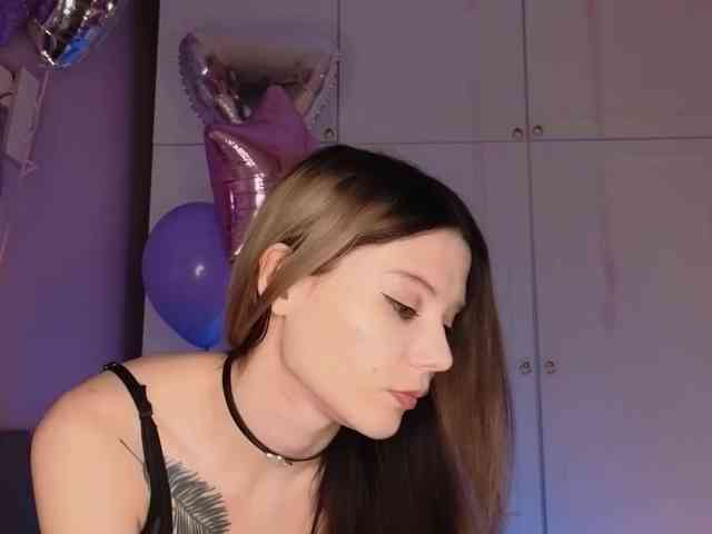 Alicee-teasee webcam