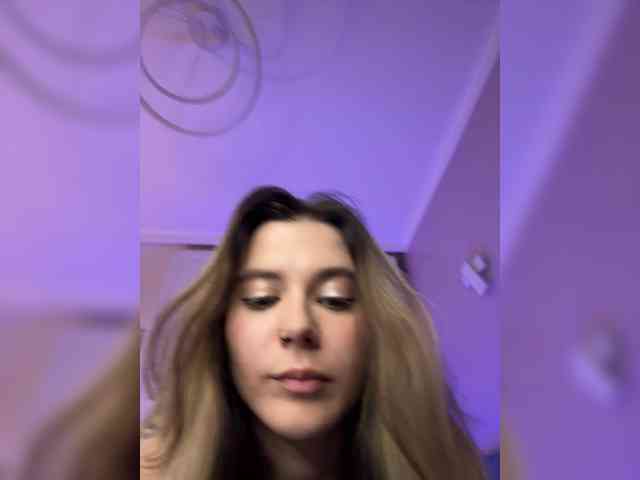 Alicee-teasee Alicee-teasee