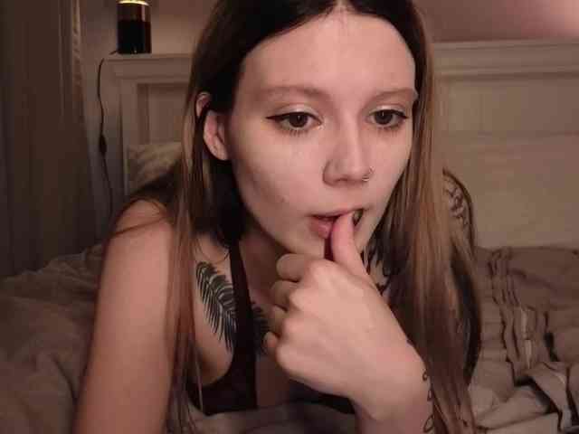 Alicee-teasee webcam