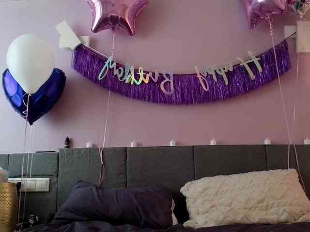 Alicee-teasee webcam