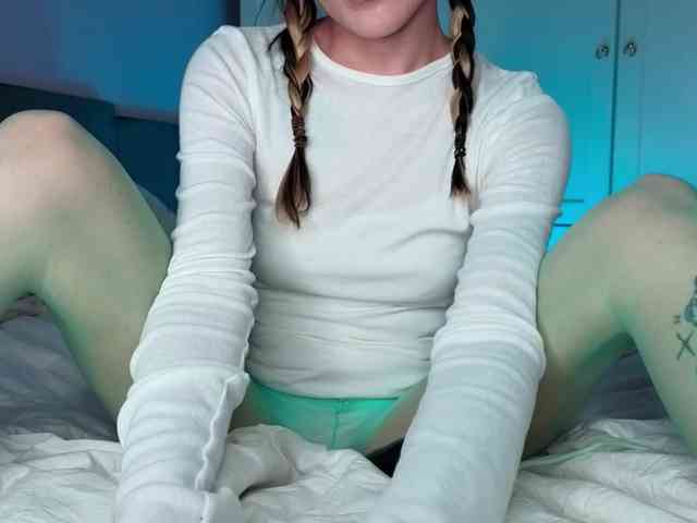 Alicee-teasee