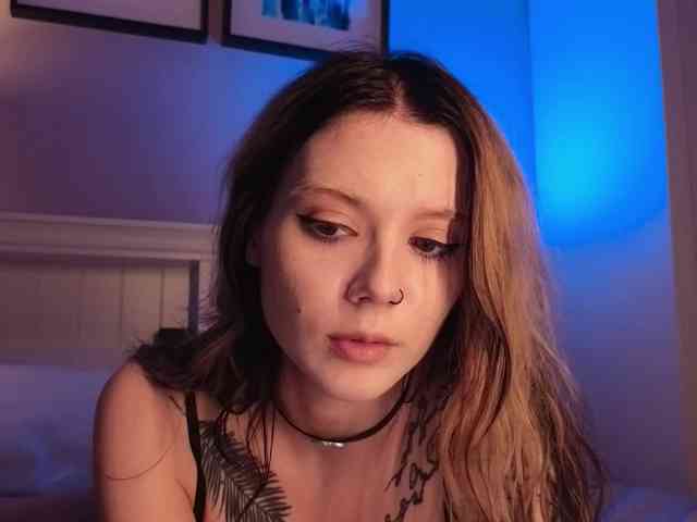 Alicee-teasee webcam