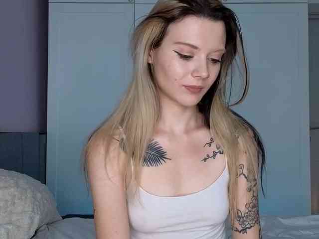 Alicee-teasee Sex Cam Show