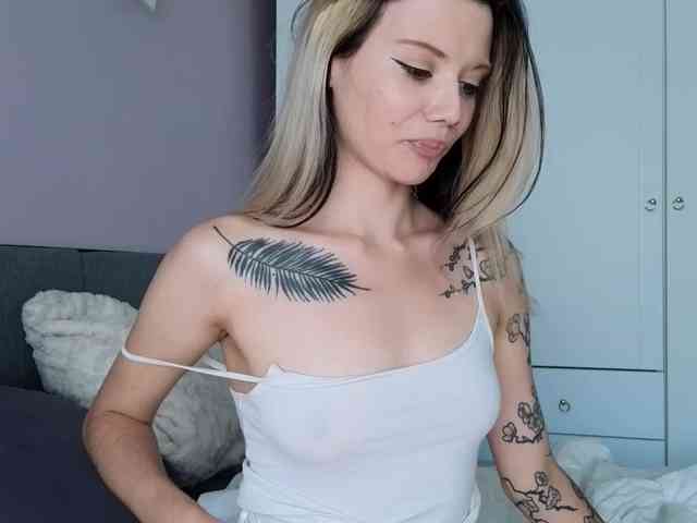 Alicee-teasee Sex Cam Show