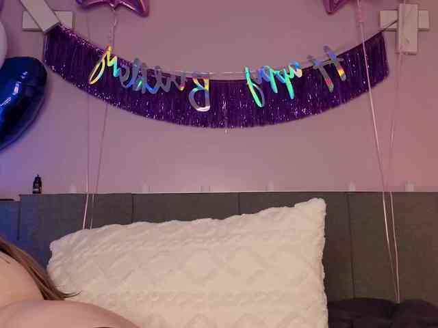 Alicee-teasee webcam