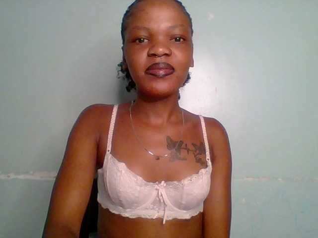 Chocolate-fudgecake live cam on BongaCams