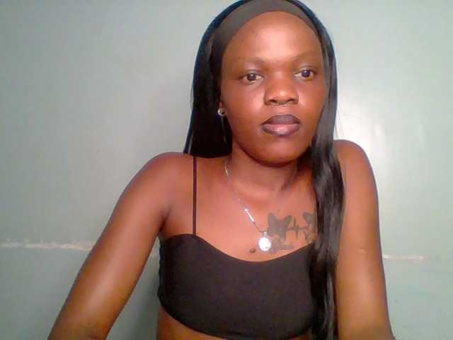 Chocolate-fudgecake live cam on BongaCams