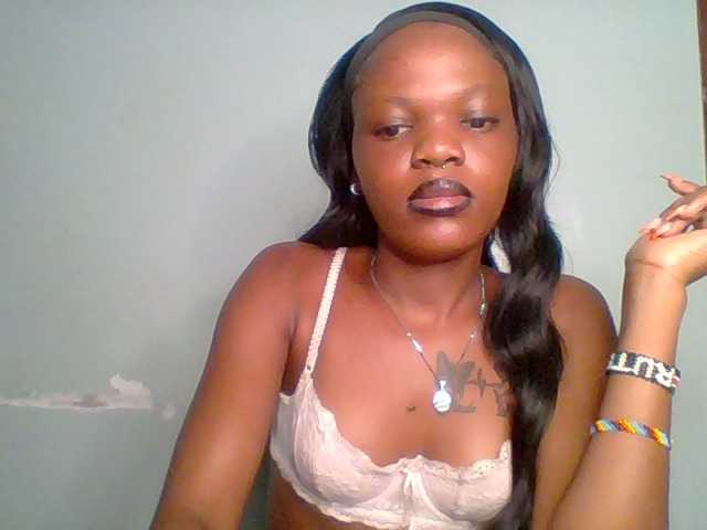 Chocolate-fudgecake live cam on BongaCams