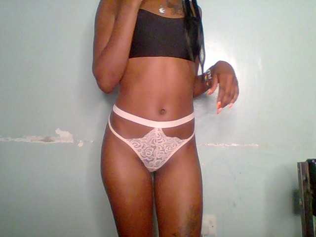 Chocolate-fudgecake live webcam show