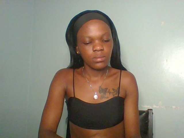 Chocolate-fudgecake live cam on BongaCams