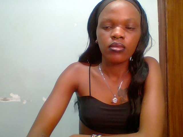 Chocolate-fudgecake live cam on BongaCams