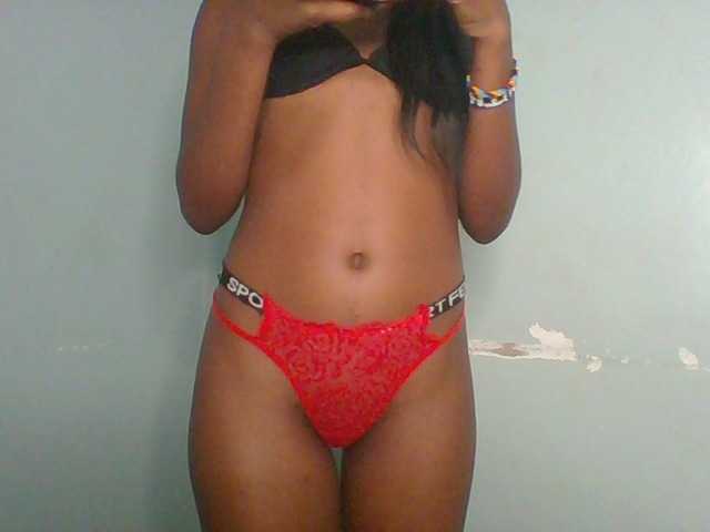 Chocolate-fudgecake live webcam show
