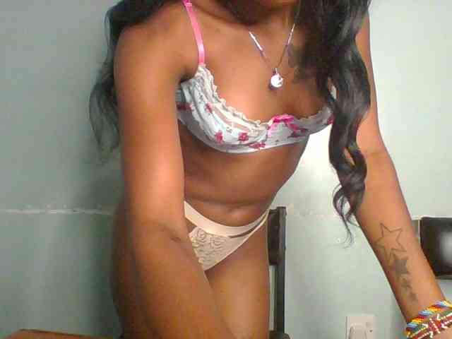 Chocolate-fudgecake webcam