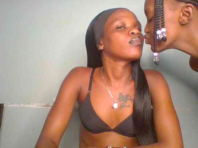 Chocolate-fudgecake webcam