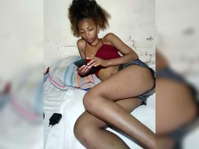 Aliah8, 21 y/o - Live Cam on BongaCams