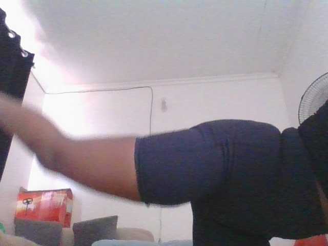 Lucia-1 live cam on BongaCams