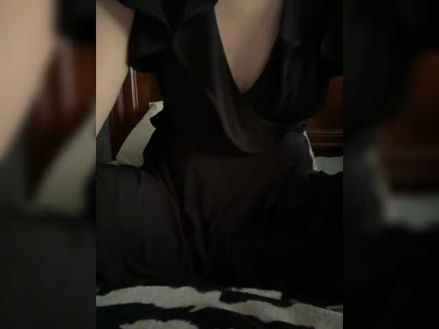 Avrora09 live cam on BongaCams