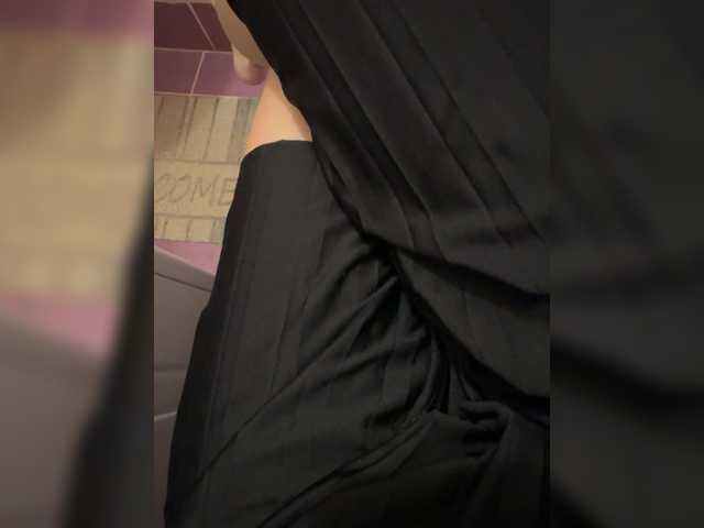 Avrora09 live cam on BongaCams