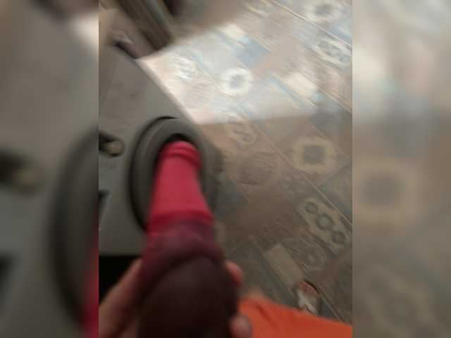 Avrora09 live webcam show