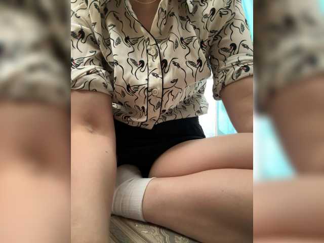 Avrora09 live cam on BongaCams
